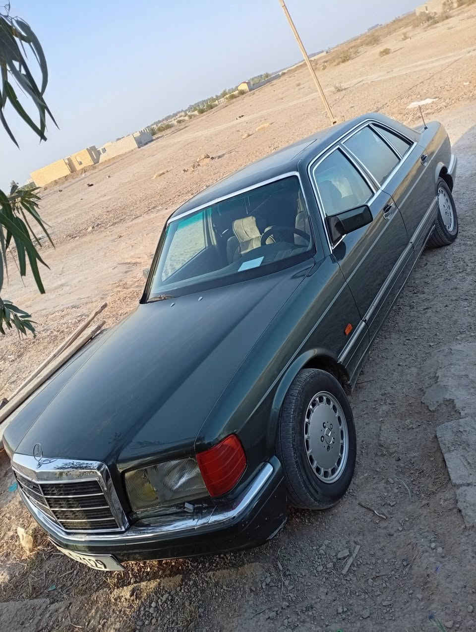 سلام عليكم مارسدس راسي للبيع تبريد خير من الله مكفوله كفاله عامه بلادي موديل ٩٠رقم بغداد الماني نقصه بس لاستيك صدر كير محرك بلادي تنته شغاله كشنات كهرباء شغاله سعر ٦٤وبيه مجال ***********
