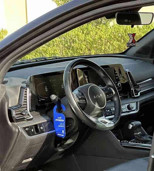 السلام عليكم 
للبيع 
كيا سبورتج 
موديل 2023 
فئه x-line
فول عدهة البانوراما 
محرك 2.500 
ممشه 32 الف مايل 

رقم بغداد باسمي

مواصفات -
تحكم ستيرن 
نقطه عمياء 
رادار امامي 
مثبت سرعه 
كشن كهرباء 
كشن السايق والراكب تدفئه + الستيرن 
بصمه تشغيل + بصمه ابواب 
تشغيل عن بعد 
3 وضعيات قياده 
3 انظمه طرق 
حساسات خلفيه 
كامره خلفيه 
عدادات ديجيتل 
نظام اندوريد اوتو + كار بلي 
منفذ يو اس بي + تايب سي 
شحن لاسلكي
وبعد بيهة مواصفات 

الظرر جاملغ بارد + ربع البنيد صبغ 
يرباك راجع شركه شرط 
بدون دواخل 

مكان السياره ( بغداد ) 

السعر ( 210) وبيهة مجال 

للستفسار ***********
