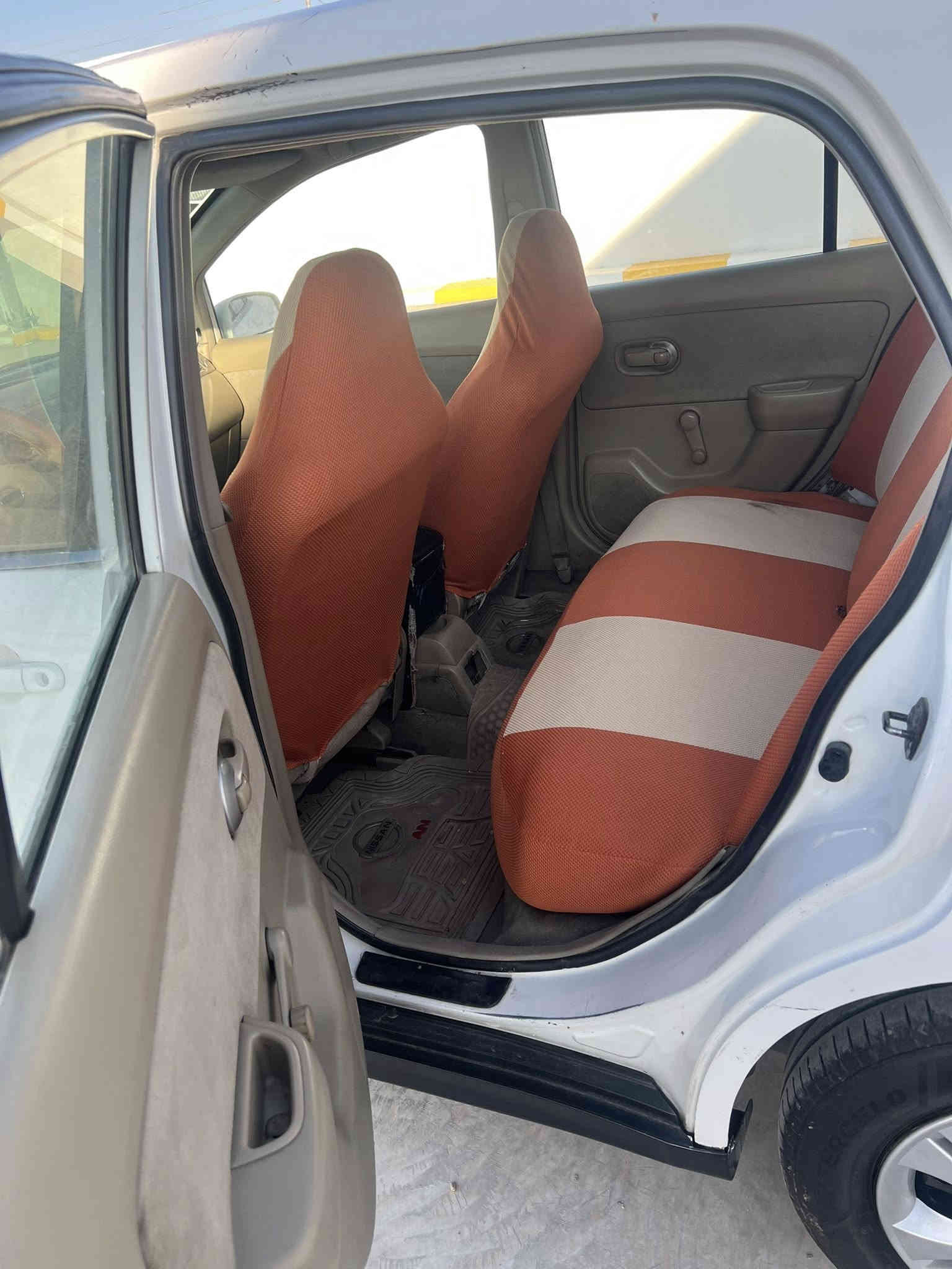 السلام عليكم نيسان تيدا 2006مكينة وكير مكفولات تبريد ثلج جاهزه وبسمي بيه قطعتين صبغ وشبر باب سايق مكان السياره الأنبار السعر 72 

‭٠٧٨٣ ٨٧٦ ٧٥١٢‬
