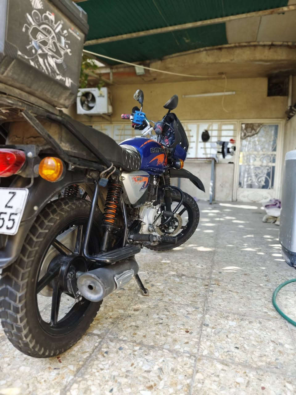 موديل 23  مرقم بغداد ماشيه 22  دراجه جديده والله يشهد غير الموتل ما اديرله


**إذا كنت صاحب هذا الإعلان وتريد حذفه لأي سبب، رجاءا أرسل رسالة إلى الدعم الفني**