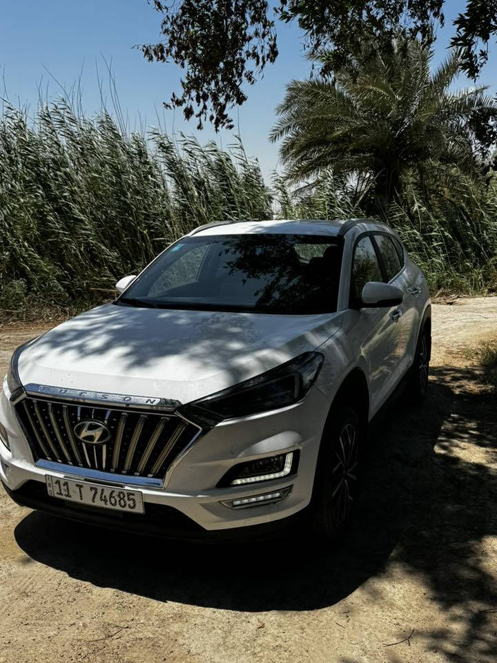 سلام عليكم توسان  موديل 20 البيع مكفوله كفاله عامه ماشيه ١٢٠مكان حله مشروع المسيب ***********
