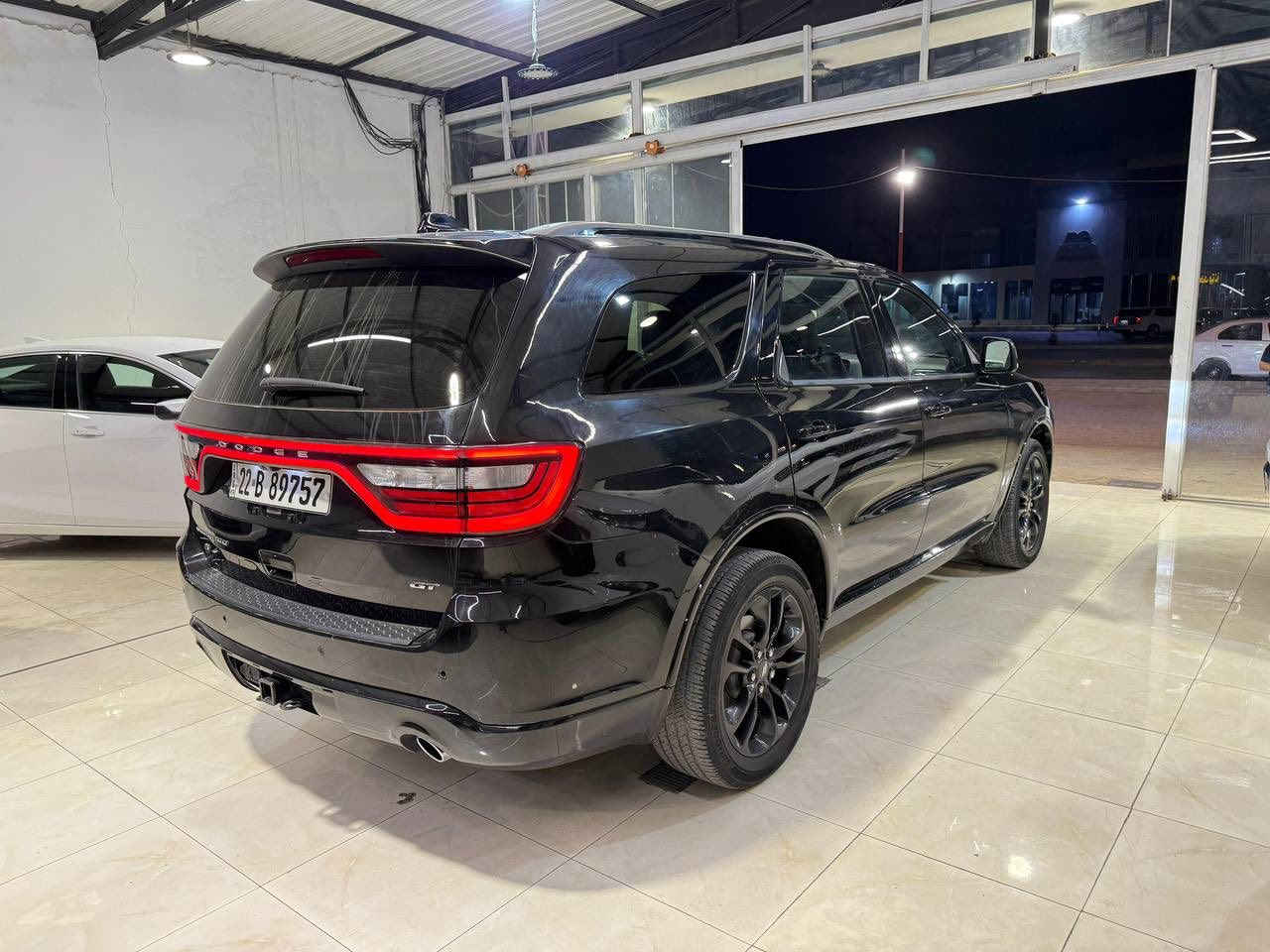 بيع مستعجل تم تخفيض سعر 260مع مجال
صور حادث بالمنشور مبدل بيبان ثنين اصلي بلا صبغ ايرباك فقط بردة 

#المواصفات : 

▪️السيارة : دودج #دورنكو GT لون اسود

▪️الموديل :2022

▪️المحرك : 3.6L . V6  (ستة سلندر)

▪️حجم الويل : ويل كب GT حجم 20 مع طقم تايرات بحالة ممتازة

▪️مصابح امامية زنون مع LED مع كشافات دعامية زينون

▪️بصمات عدد 2 للأبواب مع بصمة جنطة وبصمة تشغيل وتشغيل عن بعد

▪️غرفة السيارة جلد لون اسود اصل vip

▪️فتحة سقف ( سلايد روف ) بالقمارة

▪️رادار امامي مع مانع تصادم

▪️حساس خلفي اصل

▪️تحذير الخروج عن المسار

▪️تحذير النقطة العمياء

▪️سستم صوت

▪️مقاعد تبريد وتدفئة

▪️تدفئة مقود القيادة

▪️مقود رياضي مع تحكم كهربائي

▪️كامرة خلفية دوارة اصل مع الستيرن

▪️شاشة الدشبول الحجم الكبير 10.1 انچ

▪️نظام ملاحة GPS

▪️گير شفتر ستيرنك 

▪️تحكم فول كهرباء لكرسي السائق والراكب 

▪️ذاكرة كشن لحفظ وضعيات الجلوس ( ميموري )

▪️سستم صوت

▪️تشغيل عن بعد

▪️صندوق كهرباء

▪️صف ثالث من المقاعد 7 راكب

▪️دفع رباعي 4*4

▪️إطفاء وتشغيل اوتماتيكي

▪️تحكم ستيرن جهتين بلوتوث وحاكية وكروس سرعة وتحكم صوت 

▪️نظام ABS مانع انزلاق

▪️بعد بيها هواي مواصفات

▪️مكانها نجف 

السعر المطلوب :260 ورقة مع المجال.

الاتصال على : ***********
