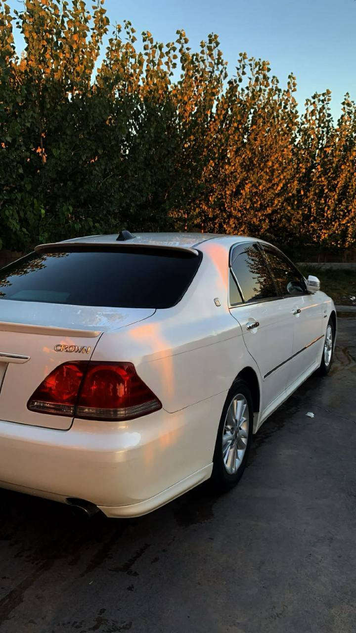 تۆیۆتا کراون (شاهینە)موس سپۆرت بۆ فرۆشتن
• مۆدێل: ٢٠٠٥ .
• مەکینە: ٨٢ (3.0L) - بێ مەسرەف و بە شەرت.
• ڕۆیشتوو: ١٤٠ هەزار کیلۆمەتر.
• بۆیاخ: ٣ پارچە بۆیاخی ئەوروپای هەیە .
• تایبەتمەندییەکان:
• ناو ڕەشی ساج سوور (٣ دوگمە).
• ئاوێنە ئیشارەت و لایتی ناوچەی کوێر كوشن كاره‌با سوكان كاره‌با ته‌برید مه‌ركه‌زی .
•  سڵایت و کوشن جلد نییە 
 بۆ زانیاری زیاتر نامەم بۆ بنێرە

سعرەکەی زۆر مناسبە 

تکایە ئەگەر موشتەری نیت سەرمان مەیەشێنە


**إذا كنت صاحب هذا الإعلان وتريد حذفه لأي سبب، رجاءا أرسل رسالة إلى الدعم الفني**