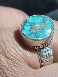 نيشابوري قديم • صناعة يدوية • توصيل بغداد