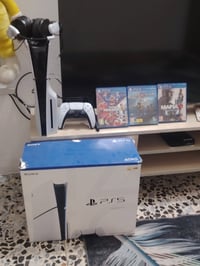 بلي 5 سلم امريكي مستعمل شهر ونص وياه ٣ اقراص + سماعه مكاني الكريعات ال...