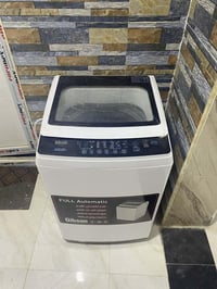 … غسالة اوتوماتيك  12 كغم  نظيفة جداً مابيها اي عطل او اي شي استخدام ف...