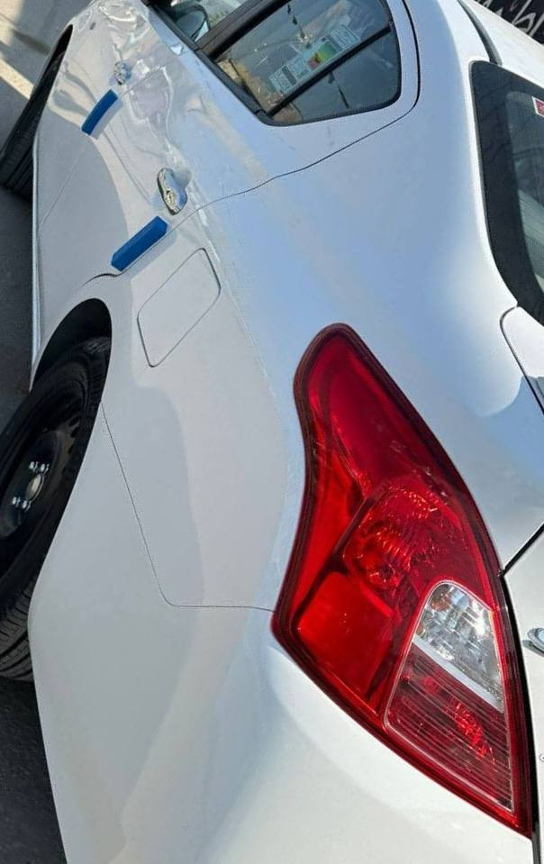 سلام عليكم 
للبيع
سني 24 هندي ماشيه ٢٩ الف رقم اربيل باسمي  سياره جديده كلش كفاله سبير منازل
مكان السيارة بابل
السعر ١٣١
*********** اتصل وتدلل
