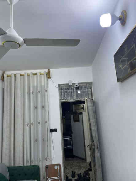 مشتمل للبيع في منطقة الشعب العقاري الثانية الفرع المقابل مدرسة التربية
المساحة ٥٧ متر
واجه ٣ متر
نزال ١٩ متر
يحتوي على ثلاث غرف نوم 
وخدمات بكل طابق
وصالة خطار ومطبخ ومنور
بناء سنة ٢٠٢٥
السعر ١٤٥ مليون وبي مجال
للاستفسار
مكتب الحضارة للوساطة العقارية
***********
