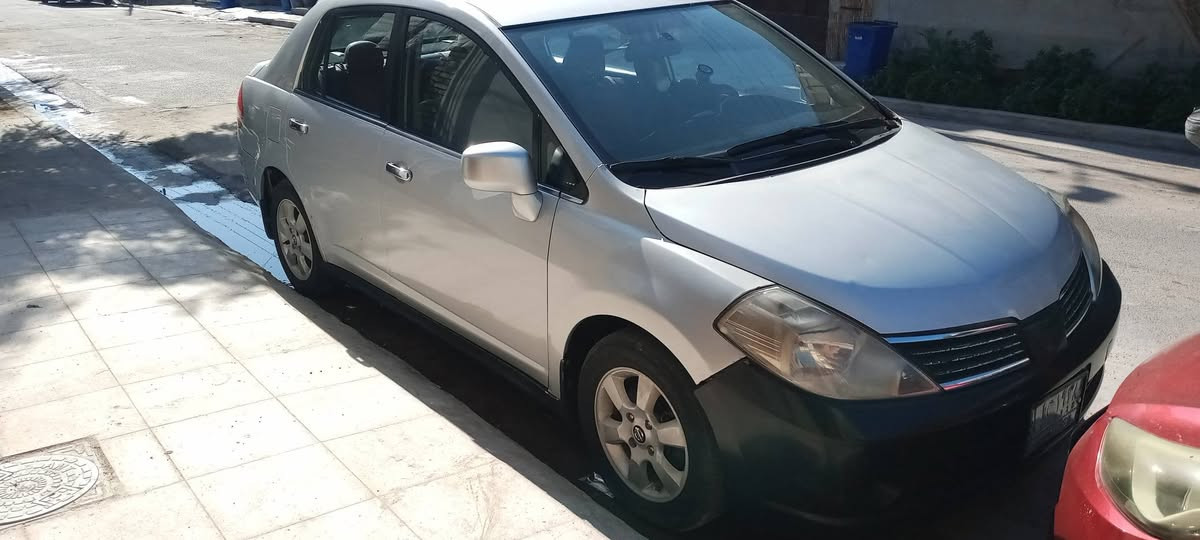 السلام عليكم للبيع نيسان فيرسا 2008 وارد امريكي حادثه جاملغ ايمن مبدل سيارة كهربائية كله بلاديه صدر نضيف للون سلفري رقم انبار مشروع وطني باسمي ملاحظه بسيطه بس محرك بي بدايه بوش نقص تبريد والتدفئة فقط سعر 65 بيه مجال عنوان بغداد حي الجهاد رقم الهاتف ***********
