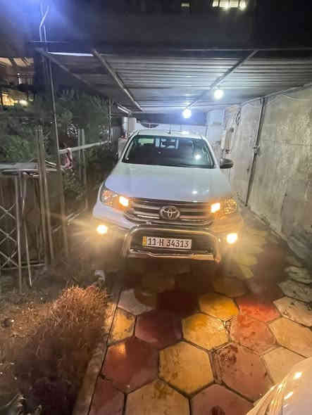 السلام عليكم هايلوكس فور ويل موديل ١٨ كويتي ساير رقم بغداد بسمي مكفوله كفاله عامه ماشيه ٦٢ سياره جديده سبير منازل بغداد *********** السعر٢٨٠ وبيها مجال
