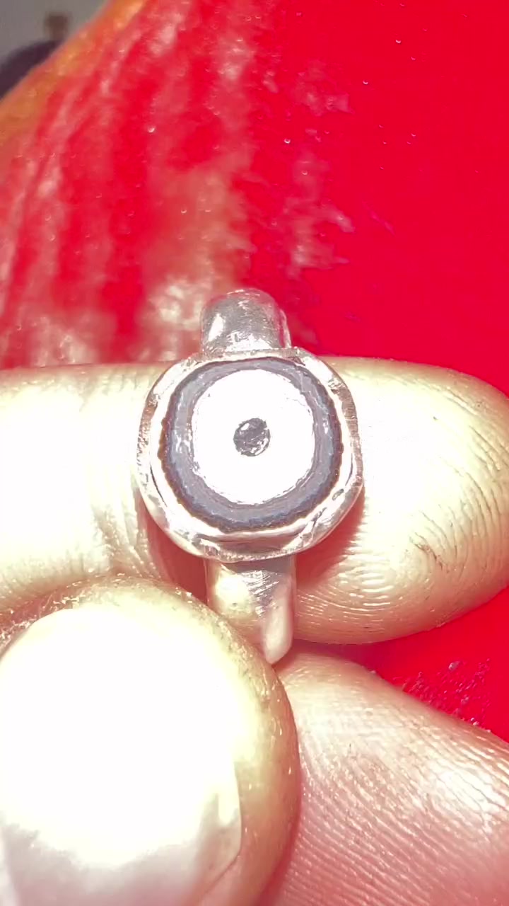 جزع يماني قديم اصيله السعر 200 ألف


**إذا كنت صاحب هذا الإعلان وتريد حذفه لأي سبب، رجاءا أرسل رسالة إلى الدعم الفني**