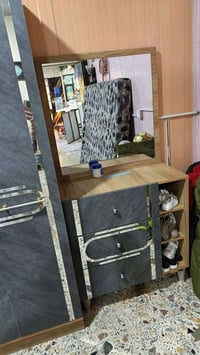 غرف نوم • أثاث