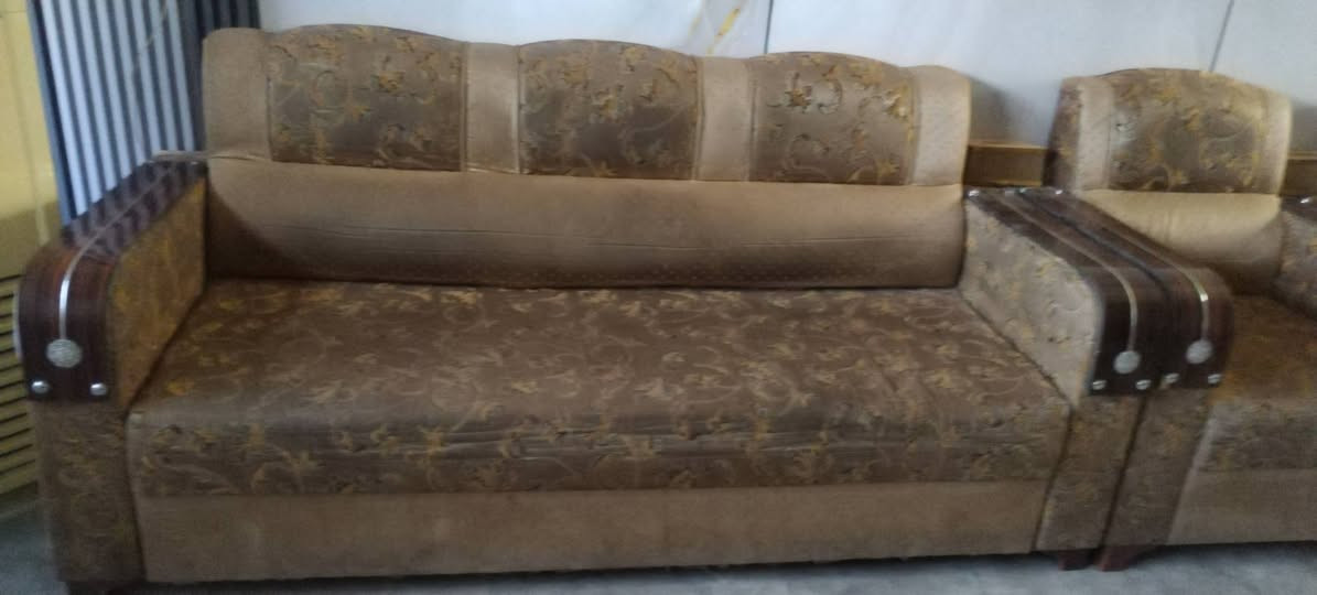 السلام عليكم
تخم للبيع سعر 200


**إذا كنت صاحب هذا الإعلان وتريد حذفه لأي سبب، رجاءا أرسل رسالة إلى الدعم الفني**