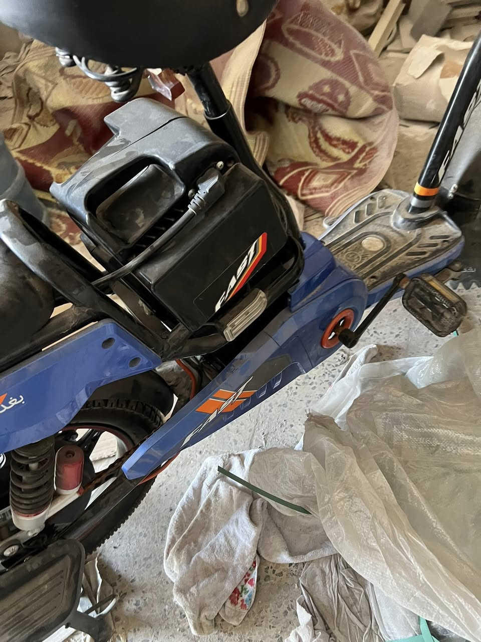 يا الله السلام عليكم ورحمة الله وبركاته
دراجة شحن بغداد صار ٣ ايام عندي 
بطاريات فول ١٠ تجيك وتفحص يلا تاخذ 
دراجة خير من الله تاير امامي جوبلس تاير خلفي جوب 
شاحنتها الاصلية موجودة 
سعر ٣٢٥ وبي مجال 
للتواصل ***********
