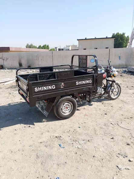 السلام عليكم ستوته موديل 2024 اخت الجديده محرك 200 مامفتوح لا لحيم ولا صبغ السعر مليون وتسعميه العنوان بغداد رقم الواتساب ***********
***********
