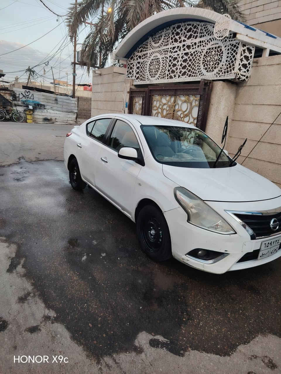 ***********            ***********.     نيسان لبيع 21بيه باب اسايق تبديل مو نفس الون تجاري وبيه بارد شوف العين السنويه شهر السابع  هاي السنه بسم نور البصره معروفه اشركة  السعر 110وبيه مجال
