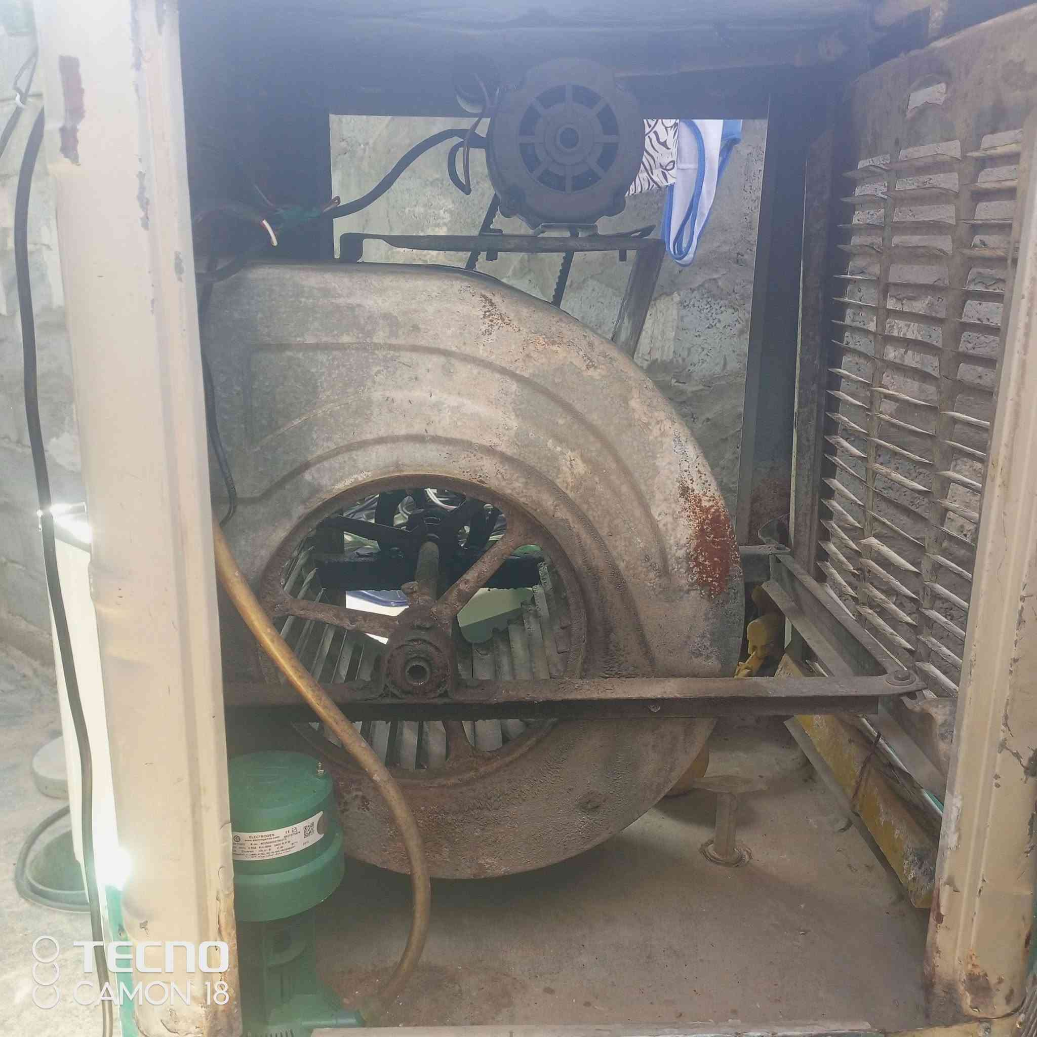للبيع مبردات عدد 2 واحد ونص و2ونص حديدهن ثقيل


**إذا كنت صاحب هذا الإعلان وتريد حذفه لأي سبب، رجاءا أرسل رسالة إلى الدعم الفني**