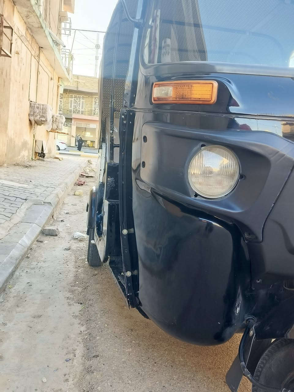 سعرها 6800 بيها مجال السلام عليكم اخوان تكتك موديل 2020 شهر 9 اوراق
تكتك نضيفه وحلوه بدون معجون بدون صبغ محرك مبدل زنجيل وتكتك ناقصها كلجات فقط حاليا مكاني كوت مركز مدينه ***********
