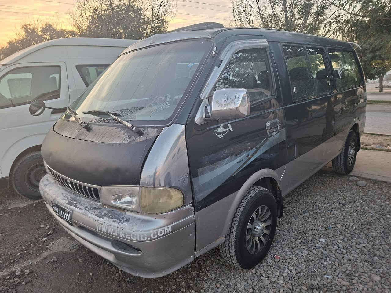 سلام علیکم بریجو 1997 سنوی موجود ابو سنوی موجود بدون صبخ شواص شرکە سعر 47 بیە مجال ***********
