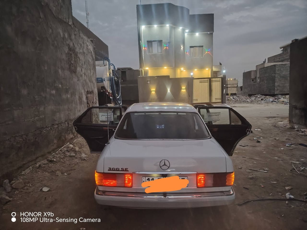 مارسدس رئاسي موديل 300sl موديل 1987 امحور vvt كهربائياته بيدي مسويهن جام اربعه كهرباء تبريد شغال السياره مصبوغه للجماليه
السياره بسمي هزه جديده
رقمه بغداد
مكان السياره بصر
بيع او مراوس 80
رقمي ***********
