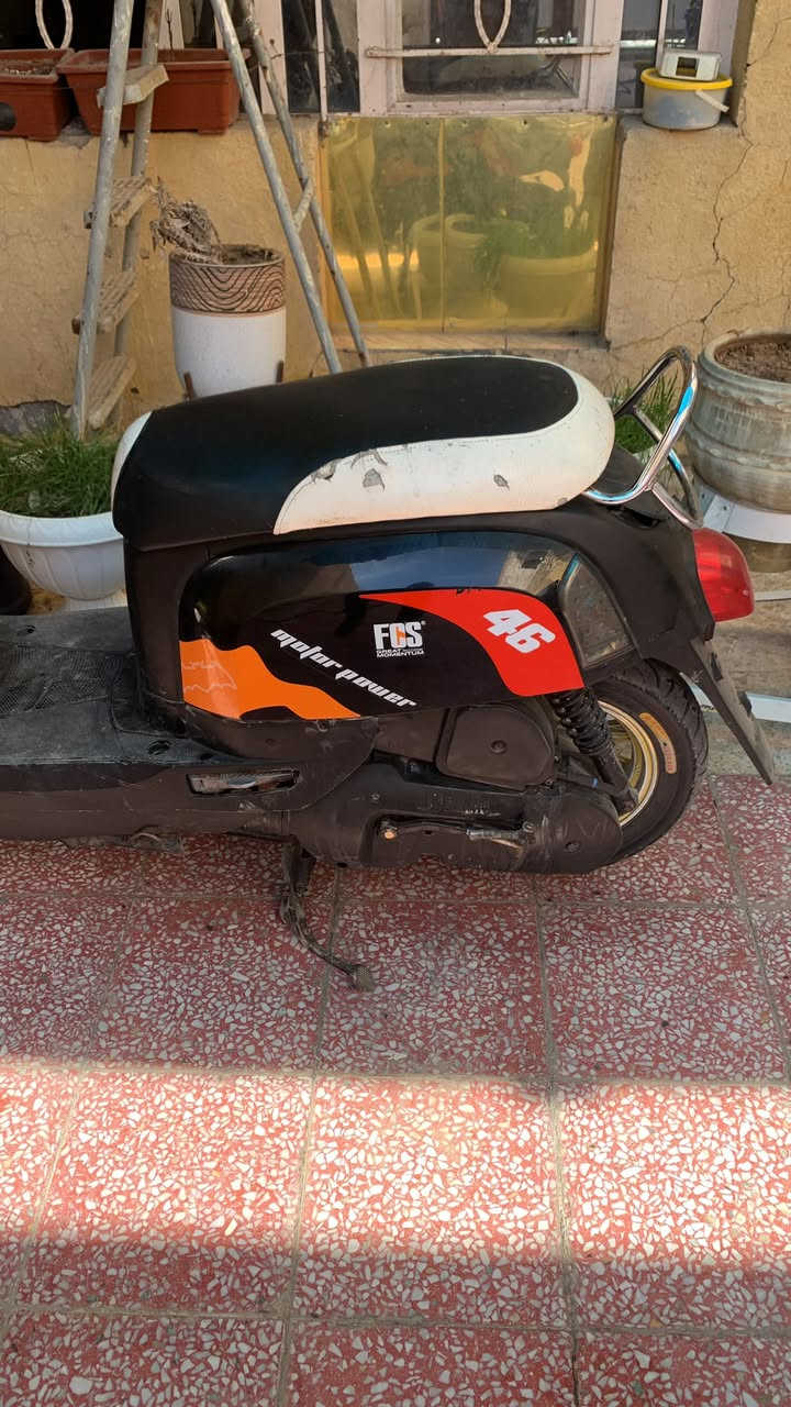 سلام عليكم بوليسي للبيع مكينه مفتوحه والكفرات تجاري الدراجه حلوه مابيها نواقص سعرها 500 وبيها مجال ***********
