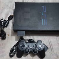 بلي 2 شفاف للبيع شرط الفحص نقص فقط فلاش ب40 الف توصيل جميع المحافظات 6...