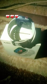 ساعة ابل • جديدة • تحتاج بطارية