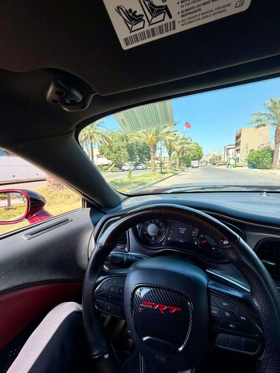 السلام عليكم
جالنجر 2021 SXT
رقم بغداد بأسمي
حادثها جاملغ وبنيد 
مواصفات ال SXT معروفة 
السعر 165 
مكان السيارة بغداد البياع 
للأستفسار ***********
