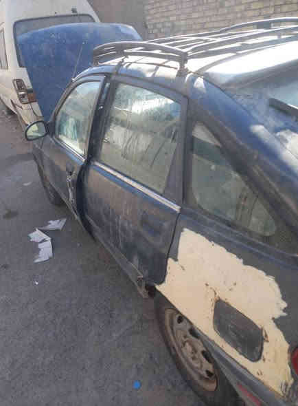 السلام وعليكم  كيه فيلا محرك برايد غراضهه سايبه.  موديل ٩٤ .. بيهه نواقص  شغاله  واين ماعجبك تروح.. اسمي بغداد  اعتقد رقمهه موجود الان سنوية رقم انكليزي مارحت عليهه. سعرهه ١٨ قفل  وتساب *********** ..□♧ او اتصال  بغداد معالف تراث. ..
