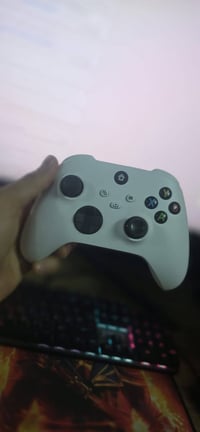 جوستك Xbox • بدون عطل • ميسان