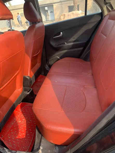 السلام عليكم كيابيكانتو 
م2014 
ماشايه 68
خليجيه مابيه ضربه 
جراد بلقماره قليل 
فول مواصفات سلايت وتحكمات 
محرك 1400 انسى الصرف
للستفسار اتصل 
***********
 للعلم سياره مال بنيه وبسمه 
رقم دولي
