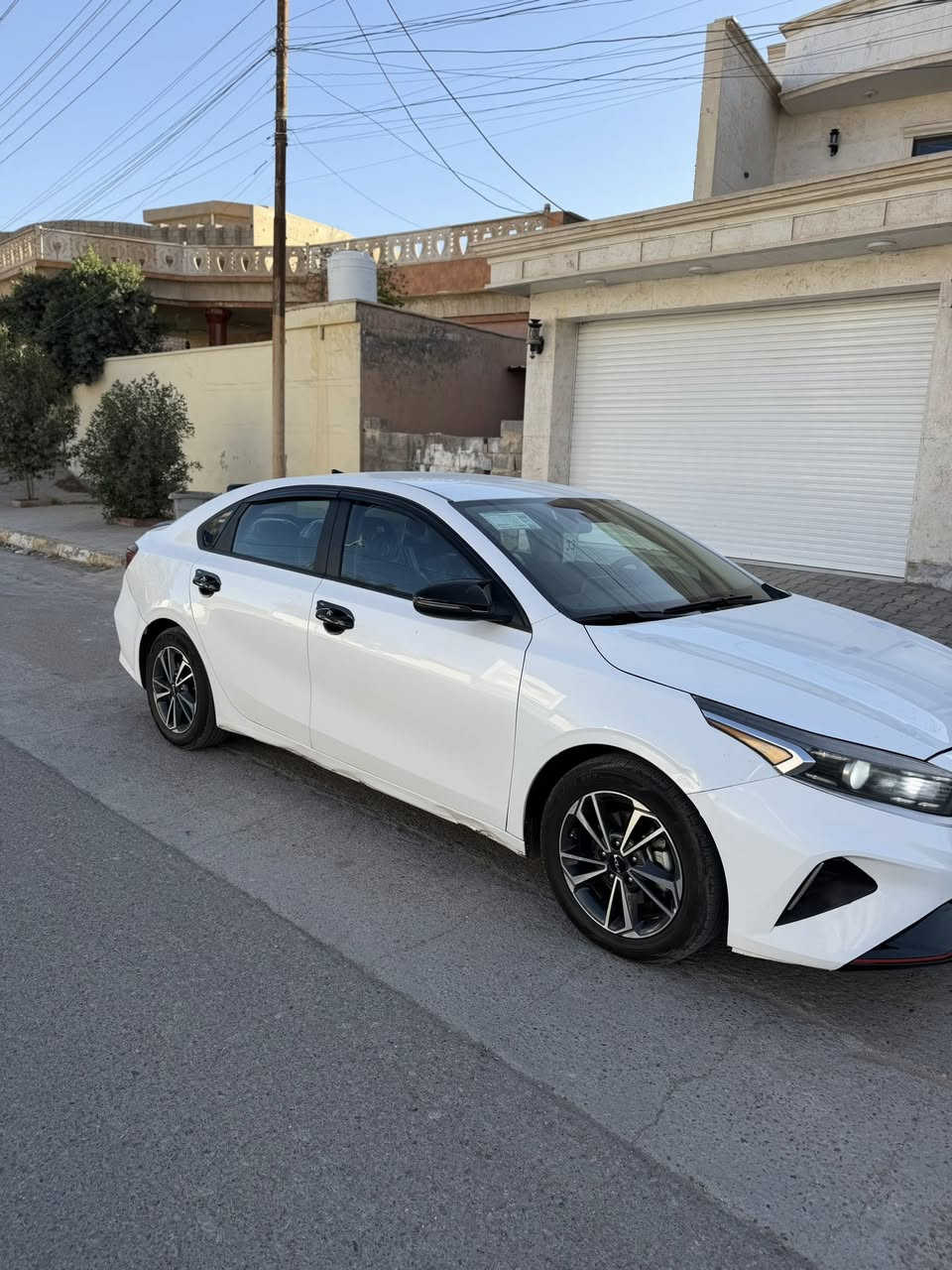 كيا فورتي ٢٠٢٣  
رقم اربيل الجديد
ماشية ٦٨
بدون شاصي 
ايرباك بردة فقط
محرك ٢٠٠٠ دوش بلادي
صور الحادث مرفقة ، واكو بارد باب سائق صوره مرفقة 
اتصال او واتساب 
***********
