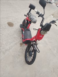 دراجه الماسه 5 بطاريات نص عمرهن سعر 200 اتصل ع 07866192882