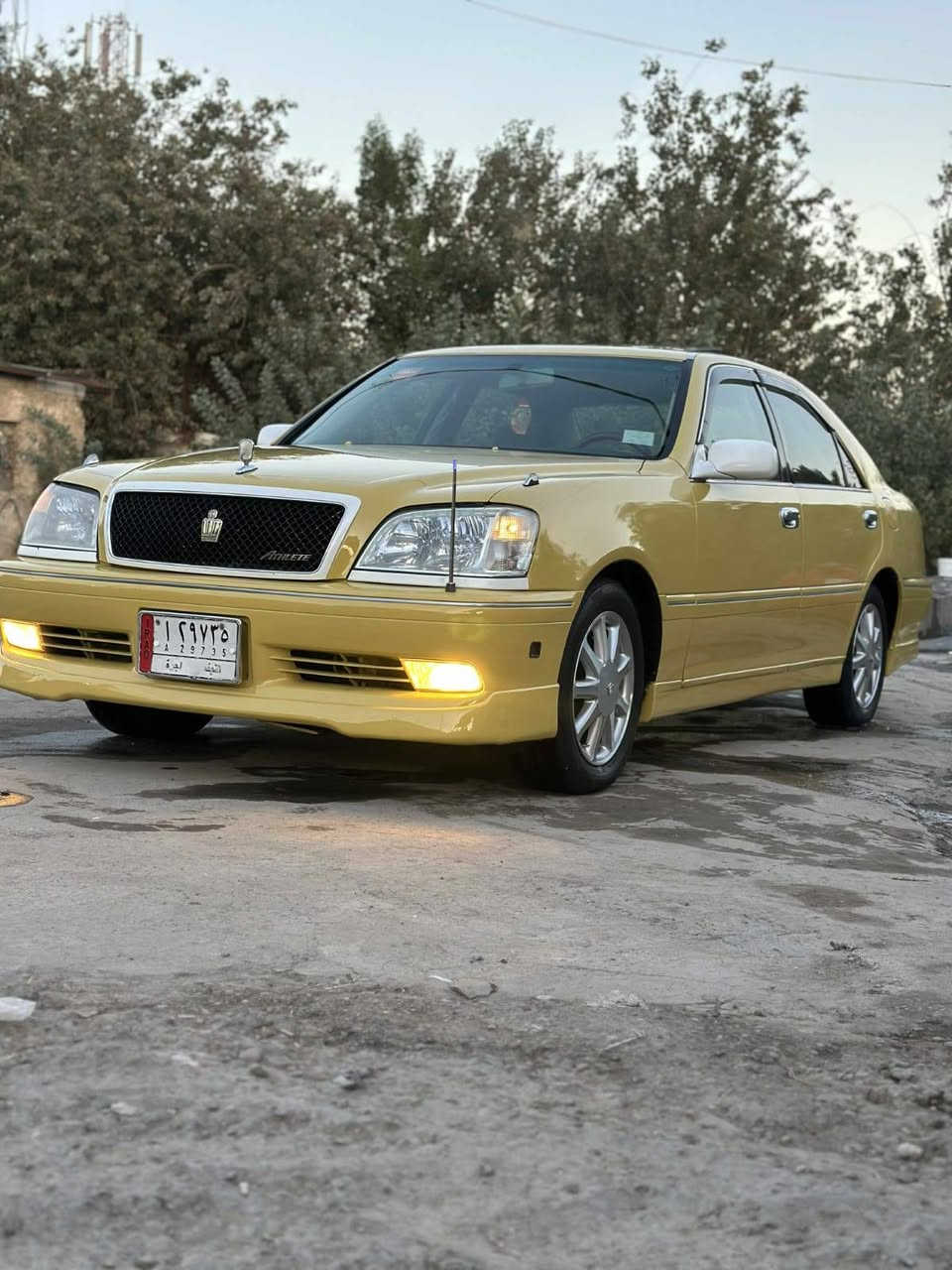 السلام عليكم 
ملكه تكسي موديل 2003اصل مكفوله من كلشي كص ونقل جثه واصوليات شاصي 75كرستال اصل رقم نجف تسجيل جديد قرار 48سنويه لل28 تحوير فوك وجوه نجف السياره فول مواصفات فتحه تحكم ستير كامرات امامي خلفي اريل امامي خلفي ستيرن كهربائي دشبول هادي حتيته محرك وكير D4الكبير على الشرط منضومه غاز جديده تخم تاير حداديه تبريد كله جديد مصفره هيئه وغرامات السياره كلش جديده وجاهزه 
***********
