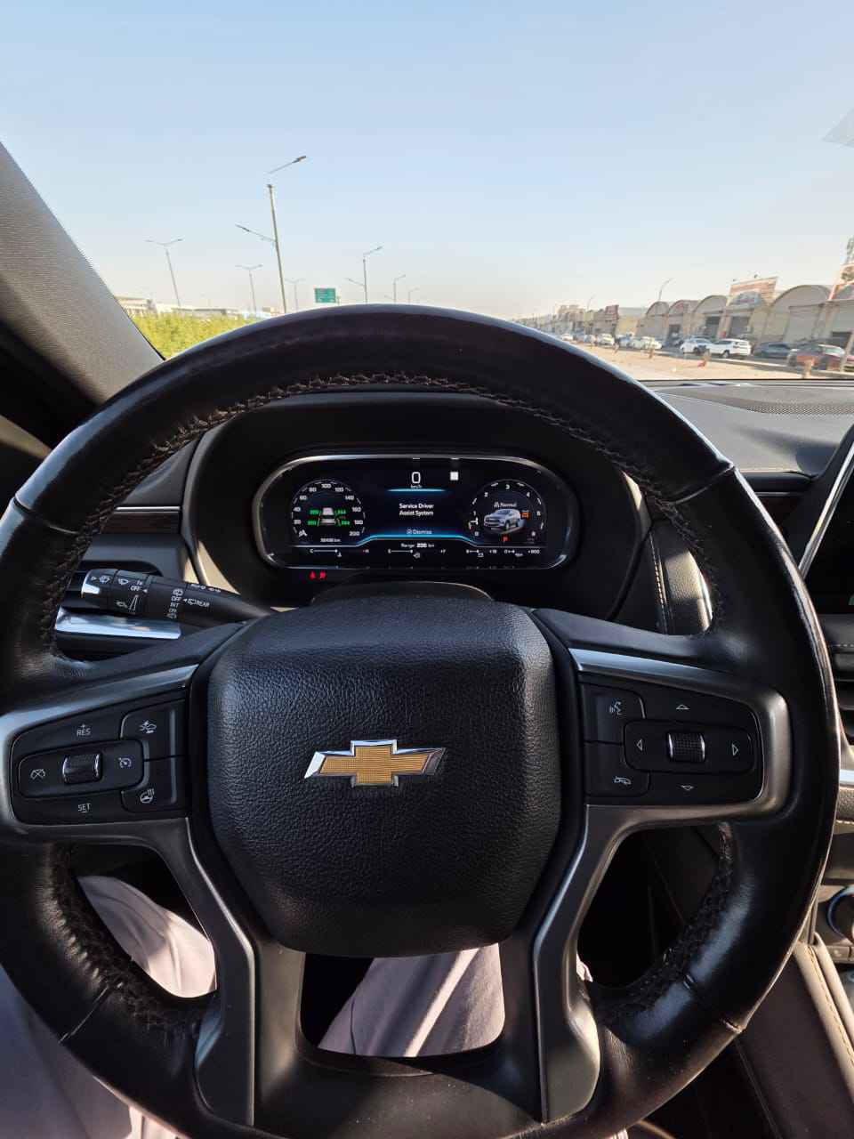 السلام عليكم 
تاهو 2023 طويل 
بصرة بسمي 
فول مواصفات عده الفتحه 
كشنات تدفئه تبريد
ماشيه 32 كم
السيارة ضررها بيبان ثنين صبغ 
بجم تبديل بنيد چاملغ الأيسر 
مبدل بيها ربع الشاصي الامامي الفتح مالته من الربت يعني بلاد مامبين ولابيها 
شي ولاكحفه والشمرة 
السيارة حلوه 
مكان السيارة البصرة 
السعر 4 دفاتر وبيها مجال 
***********
سيد محمد البصرة, العراق
