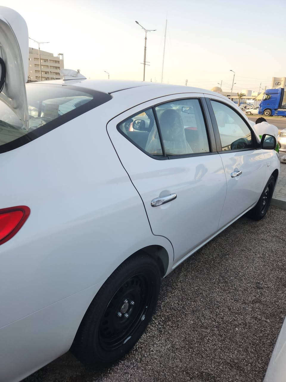 سلام عليكم نيسان صني هندي مديل ٢٥ زيرو ماشيه 1900 كفاله من الزلغ سعر ١٣٣ وبيها مجال (علما) الزيرو ١٣٥


**إذا كنت صاحب هذا الإعلان وتريد حذفه لأي سبب، رجاءا أرسل رسالة إلى الدعم الفني**