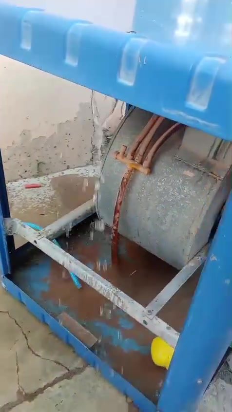 بالسلام عليكم سوبر الكتريك مبرده حجم 3 ونص نظيفة ما بيها عيب السعر 140 مكاني كركوك للاتصال ***********
