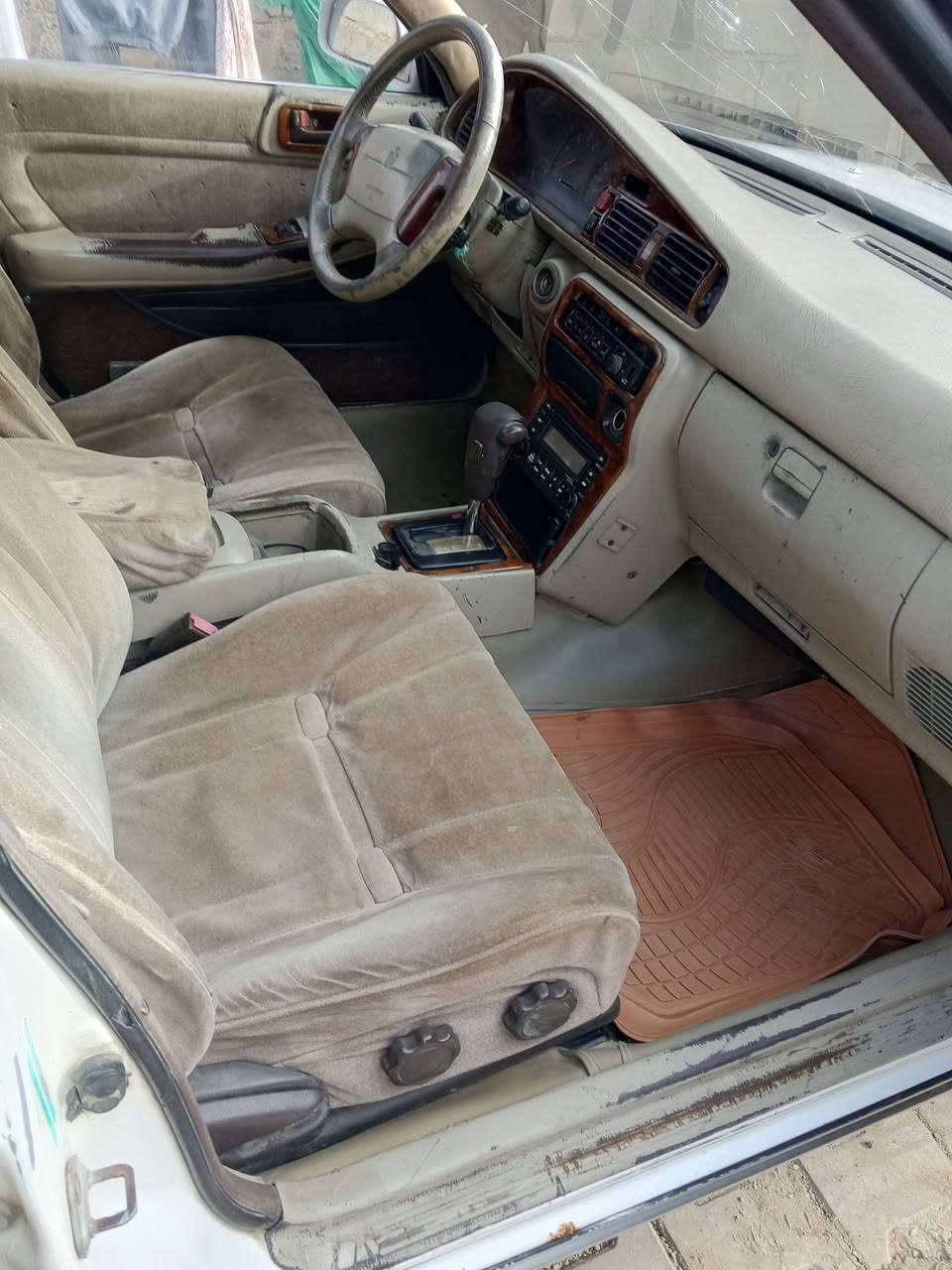 سلام عليكم مارك عضم موديل 91 رقم كربلاء مكينه ونجي حداديه جديده وتخم تاير جديد ول سياره مكفوله من الكص ول نقل جثه ول عيب الشرعي  تبريده شغال  سياره جاهزه مكان سياره الشطره السعر 40 الستفسار عله هاذه الرقم ‏‪***********‬‏.       ***********
