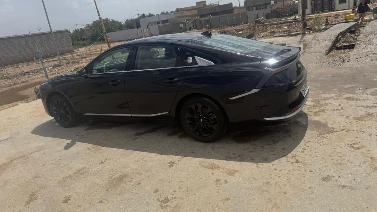 كيا k8فول مواصفات عده البنوراما دبل وأير لست موديل2025 غاز 6سلندر ماشيه22السعر230$ للاستفسار***********
