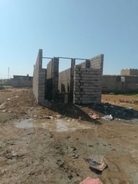 للبيع حواس غريب عل مدرسه 90متر نزال20ولعرض4/50/07725047364