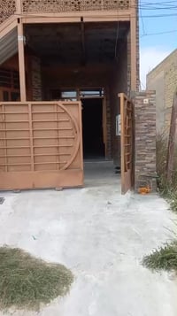 الايجار مشتمل طابق ارضي غرفتين وصالة وخدمات المساحة 150 المكان الضباط ...