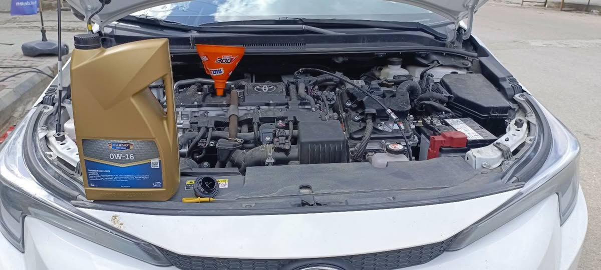 🔥 خدمات جبل للزيوت والفلاتر 🔥
كل عام وانتم بالف خير ❤️ 
عيد فطر سعيد 😍
تويوتا كورلا هايبرد صيني الشكل الأمريكي
الزبون جان ايعاني من خشونة بمحرك البنزين بسبب الزيت داير هواي ماركات ونفس الخشونة اني نصحته بزيت AVENO  الالماني واكيد فلتر زيت اصلي السيارة اختلفت جذريا بعد التشغيل الزبون هو شاف الفرق بالنعومة السيارة تاخذ 4.2 لتر مع الفلتر حسب الكتلوك 
AVENO 0w-16 HYBRID 
تخليقي بالكامل 
صنع في المانيا 🇩🇪 
موصى به من شركة تويوتا شهادة اعتماد حسب الكود 
الاسكان قرب المنصور مدخل شارع كلية العلوم الاقتصادية 
توصيل متوفر بغداد و محافظات 5 الف 
***********
***********
#خدمات_جبل_للزيوت_والفلاتر
