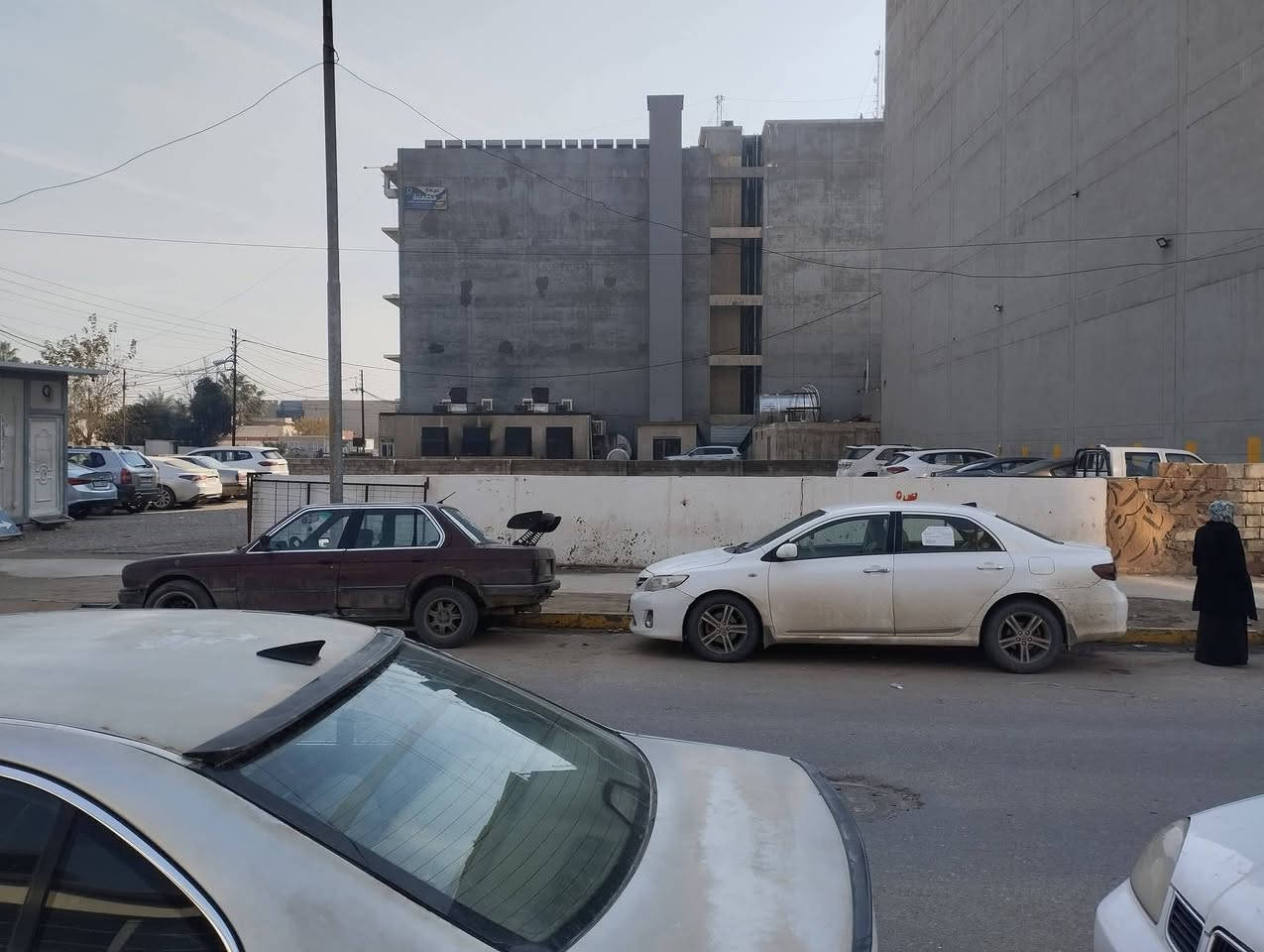 🏦 عروض مكتب بيت الأركان للعقار  🏦

الأرض تجاري للبيع حي المالية مساحة ٣٤٥ م 

الواجهة ١٥ م العمق ٢٣ م عرض الشارع ٣٠ م 

الموقع حي المالية بجانب مستشفى المدينة 
🏦                                                    🏦
السعر على التليكرام https://t.me/alarkan_1
للاستفسار مراجعة مكتب بيت الأركان للعقار 

موقع موصل حي العربي قرب مطعم ماشاءالله 

*********** / *********** / *********** 🏦
