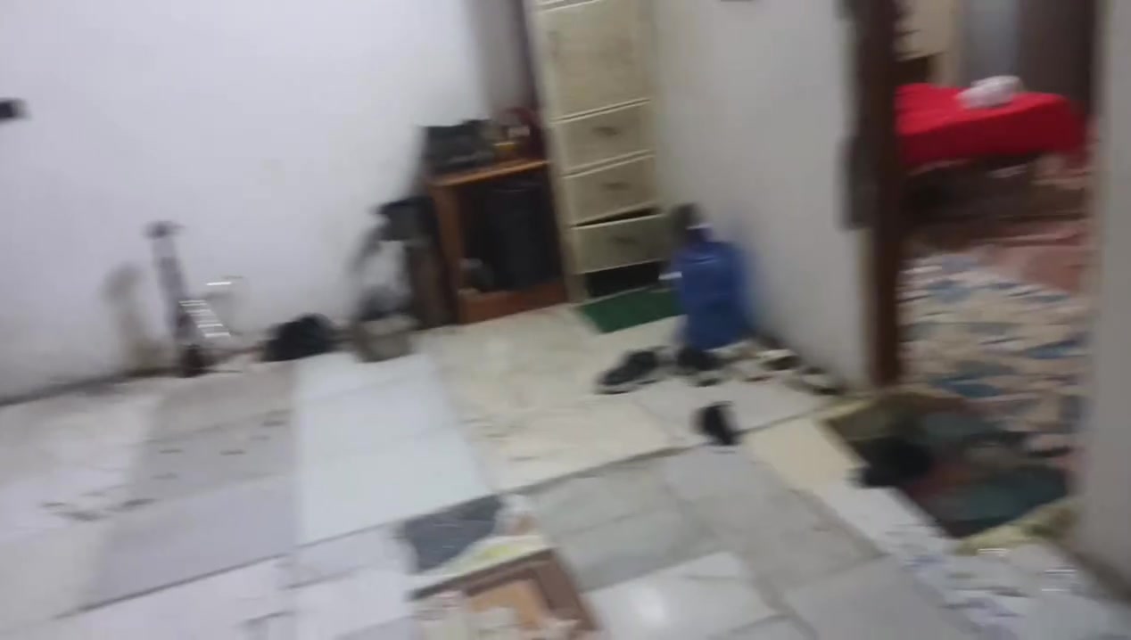 سلام عليكم بيت طابقين طابو زراعي سند 25 يحتوي 3غراف العنوان كربلاء  فريحة  لايح الشارع نزلت فرع متوجاد خاص وعل خط *********** البيت جاهز من كلشي خدمات متوفره ماي كهرباء مجاري والكتاب مال تبليط كامل منتضرين عل تبليط
