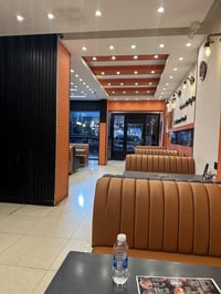 بسب الوعود الكاذبه أعيد النشر . مطعم  للوجبات السريعة ( للبيع )————-  ...