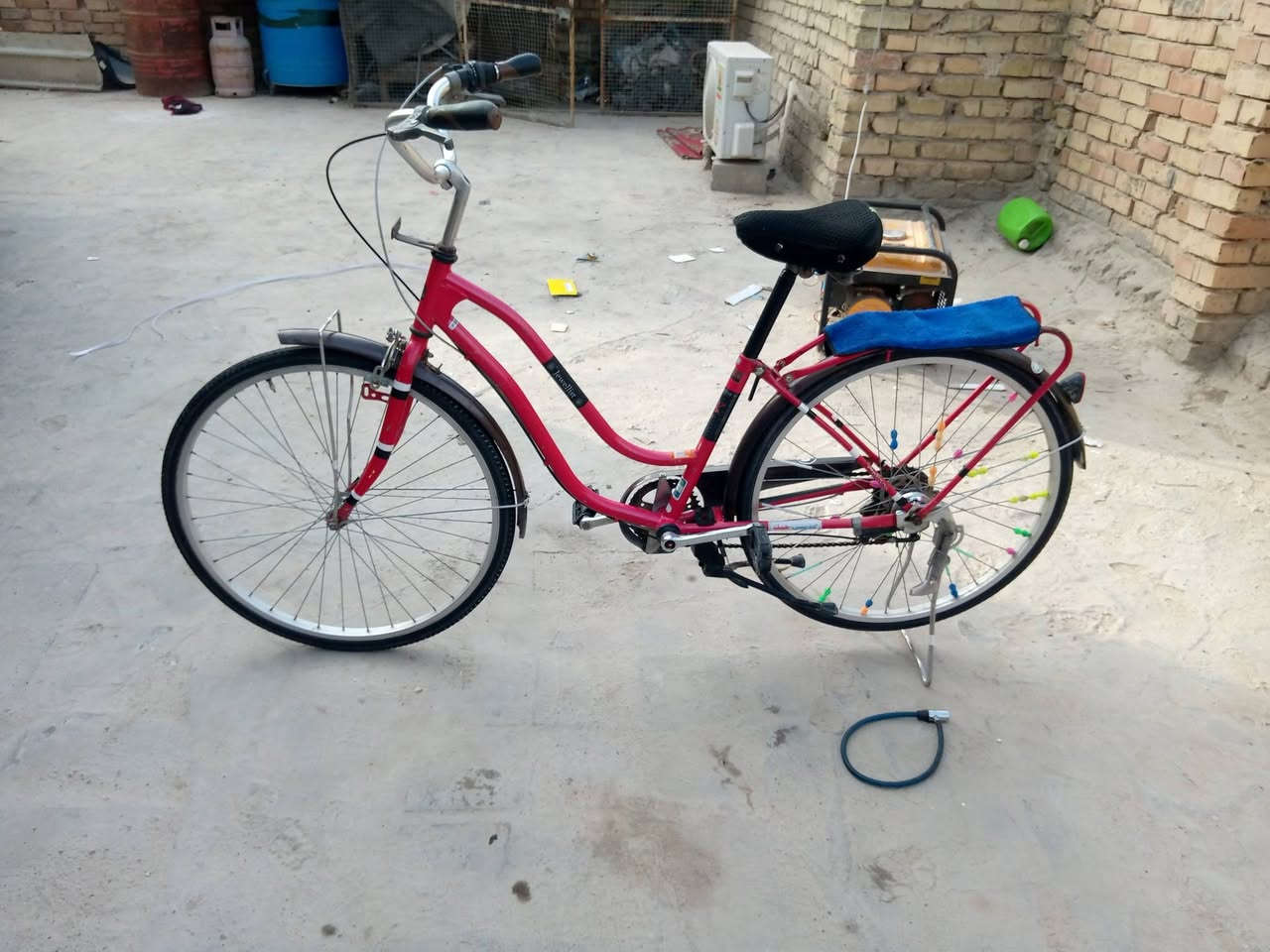 السلام عليكم بايسكل جديد العطل ما بي اي عطل مادي بايسكل مراوس باي باي بايسكل العنوان بابل المسيب هذا رقمي *********** باي بايسكل اراوس
