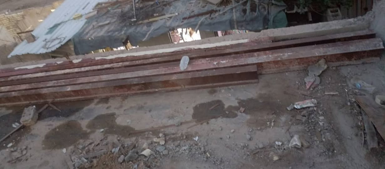 شيلمان للبيع المتر ب 8 ونص التواصل على الرقم ***********
