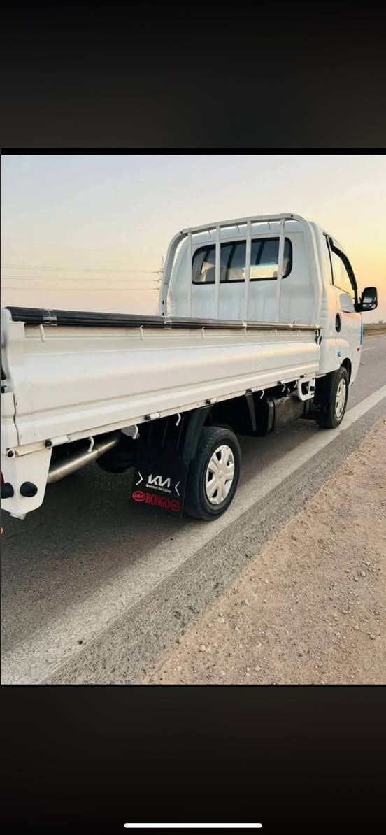 للبيع كيا بنكو   موديل ٢٠١٨
كفاله من الصبغ بيه ارقام وسنويه
وكاله باسم المشتري حصت 
كاز بكل المحطات اطلع وين 
ما يعجبك سياره دخول جديد
كارتون فول مواصفات 4 دكم
مثبت سرعه تبريد تدفئه كله شغاله 
ملكي جاهزه شرط سبير شركه
سياره جديده مكفوله سرقه وعشاير
مالت جناي ماتخسر عليه الف
مكاني الناصريه قضاء النصر 
السعر 65وبي مجال الشراي
الاتصال ***********
