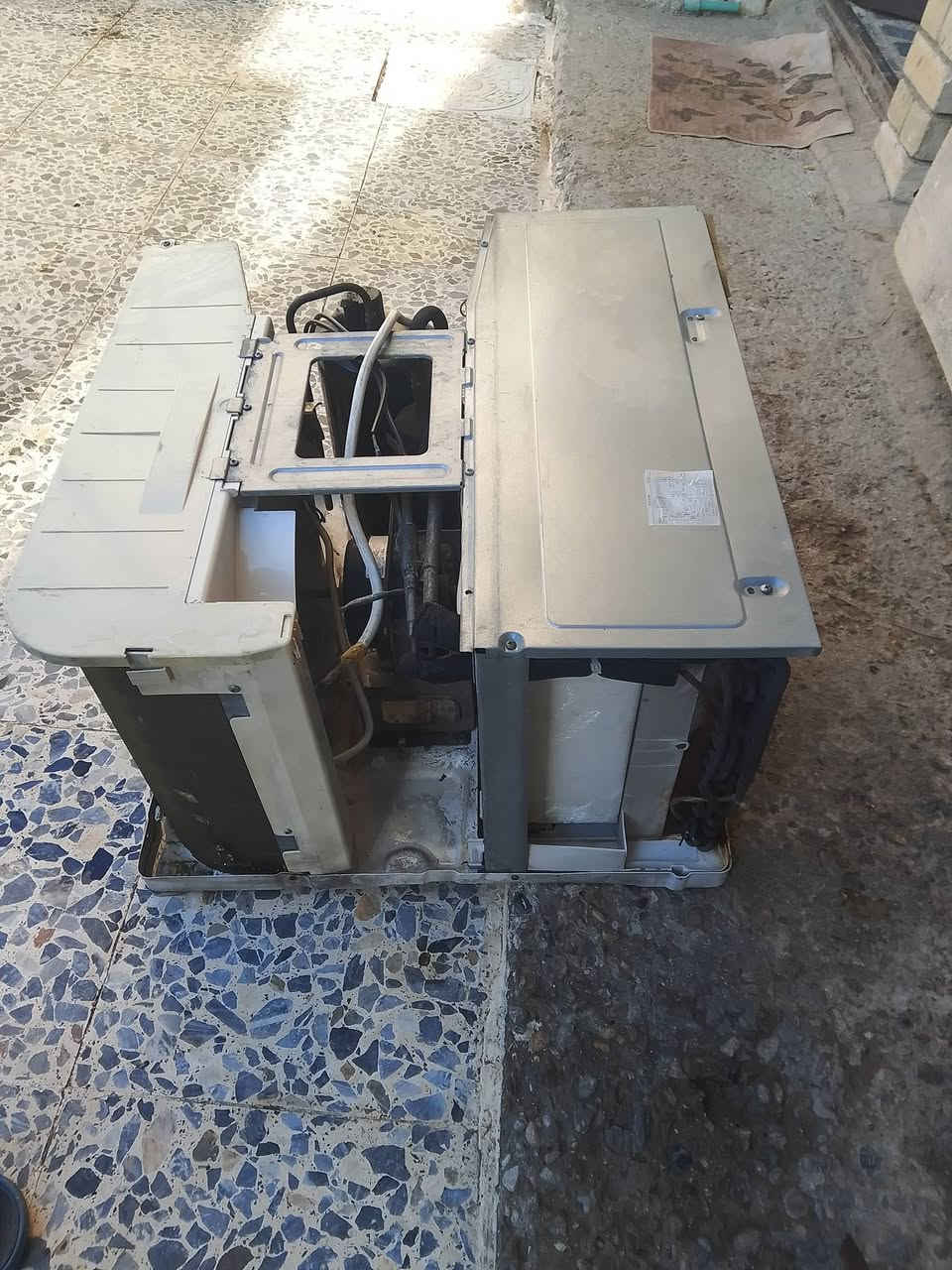 السلام عليكم مكيف شغال موسم واحد سعر 200 مكان بغداد كماليه م
***********
