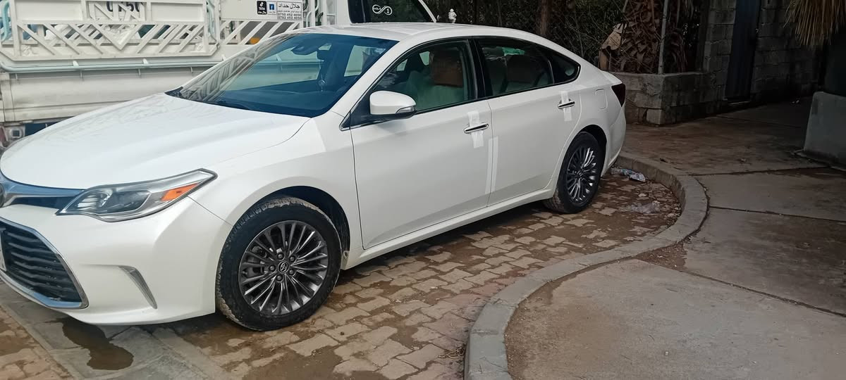 تويتا افلون xliامريكي ٢٠١٨ ده ركايكي به بيلاد كوراوه ده كه ميك به م به  سياره ي كي خاوين به شه رتي فعس *********** أربيل, العراق
